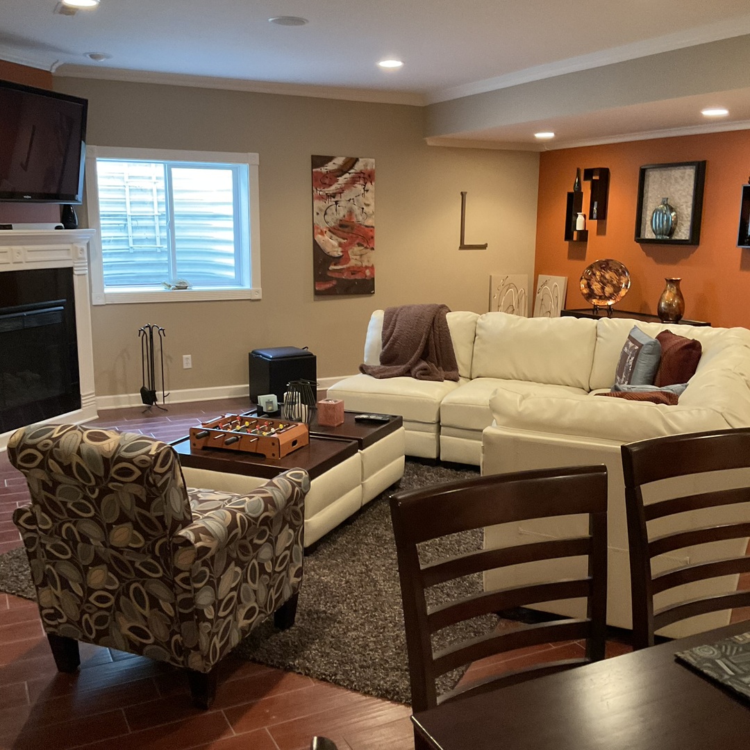 1808 S Orchard Drive