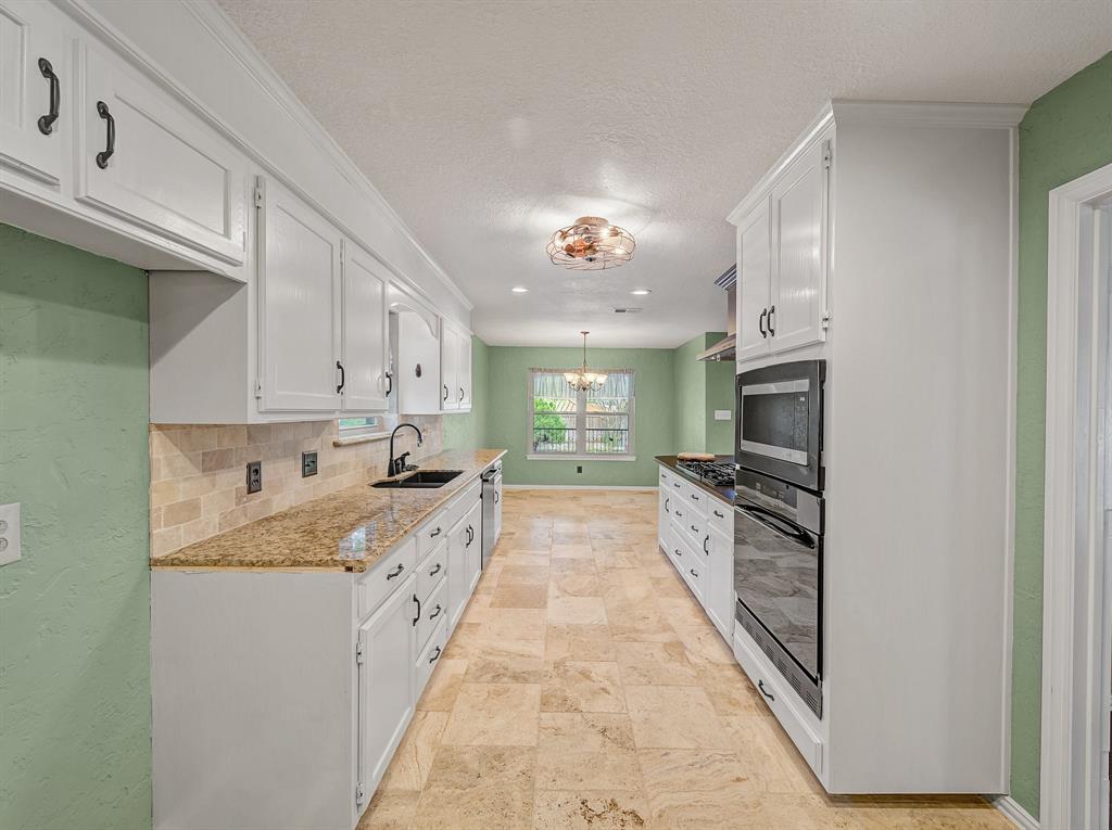 4804 Chapel Springs Court