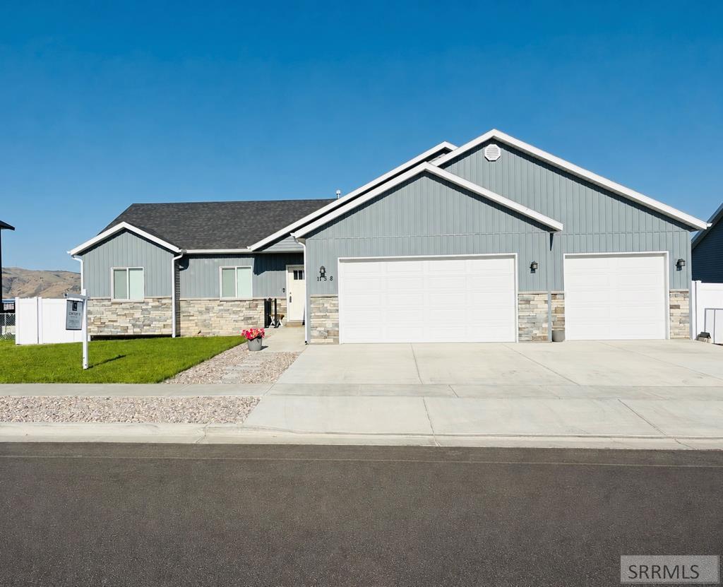 1158 Dolostone