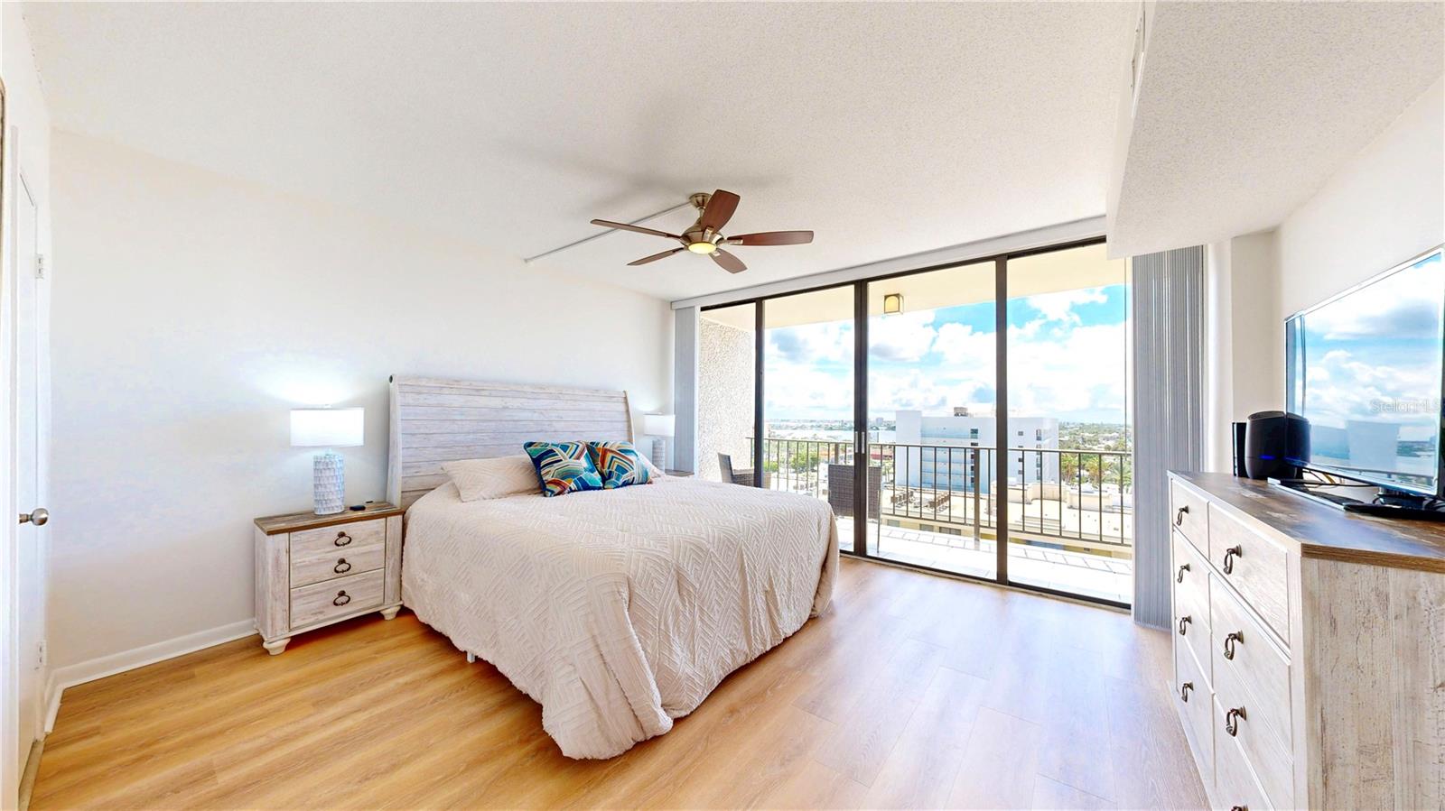 5396 Gulf Boulevard 909