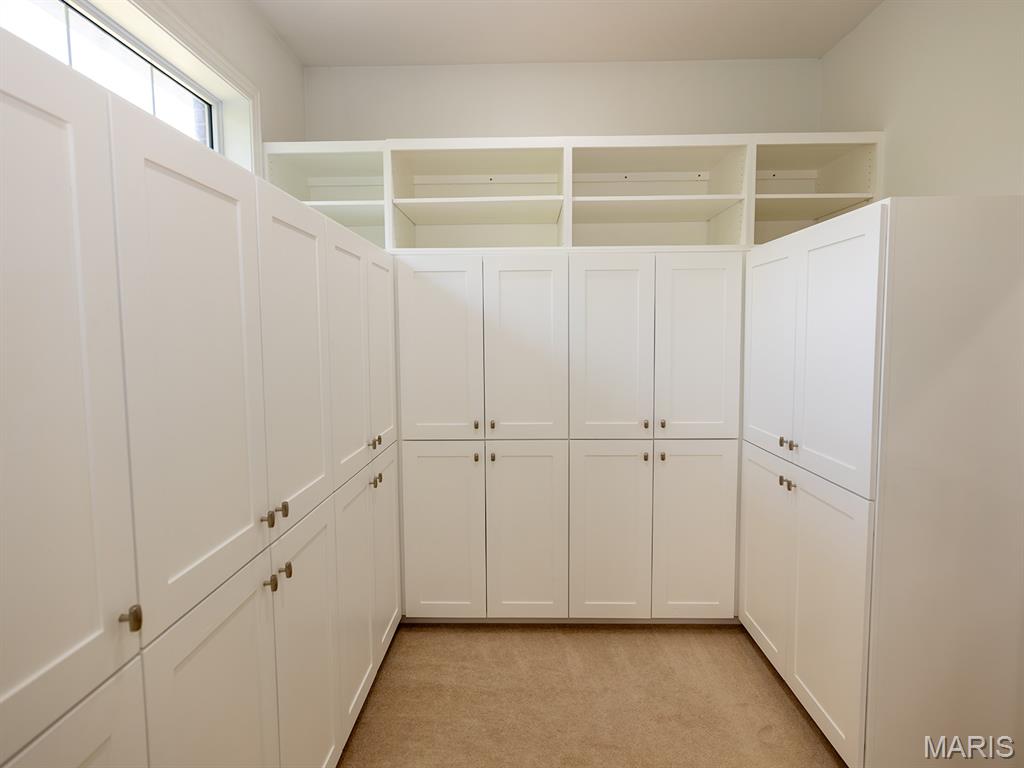 171 Rolling Meadows