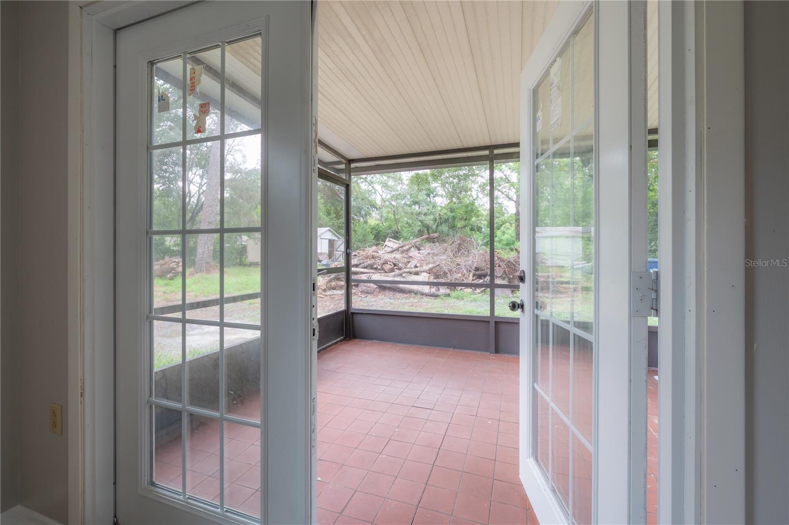 10411 N Woodmere Road