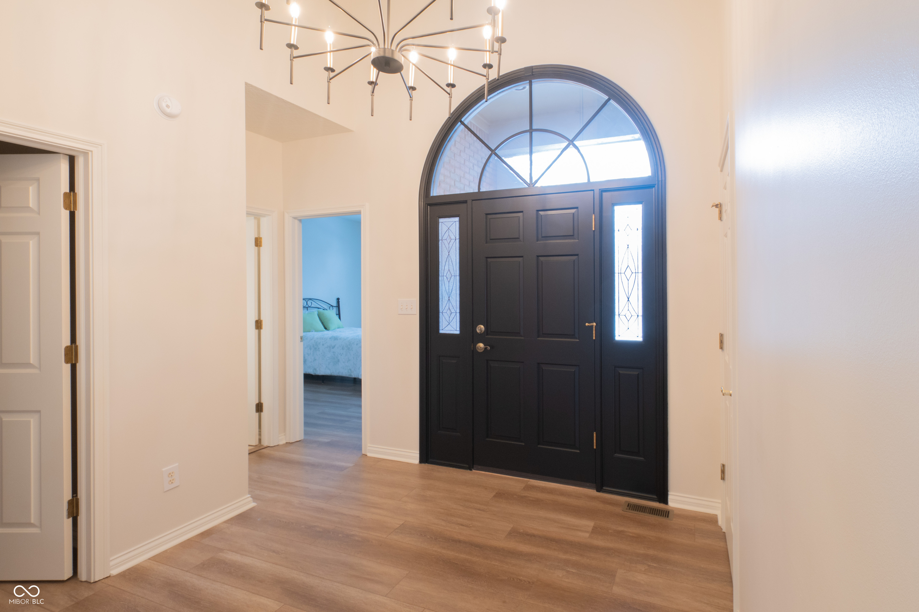 1701 Pathway Drive N