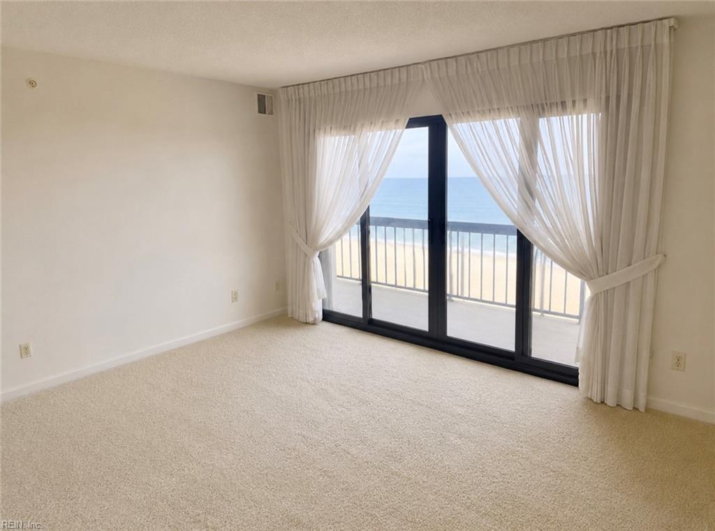 2830 Shore Drive 606