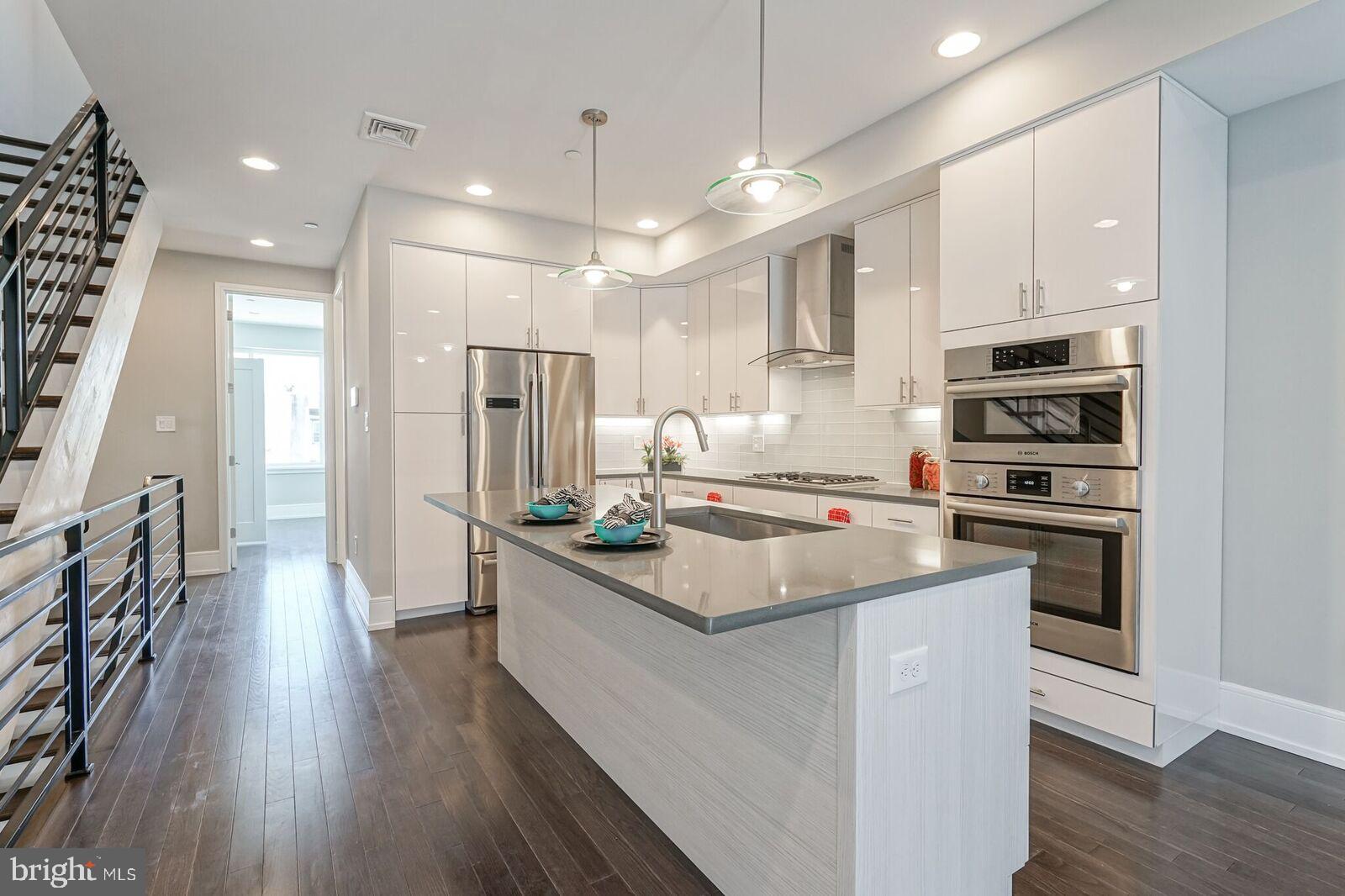 1006 S 17th Street B