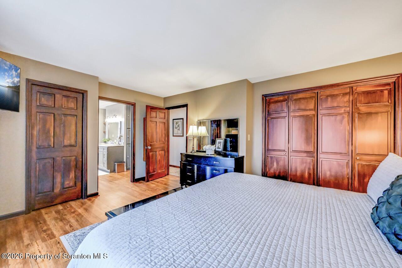 15 Longview Terrace
