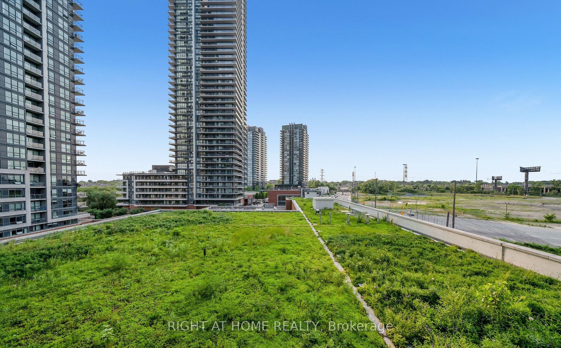 2200 W Lakeshore Blvd 612