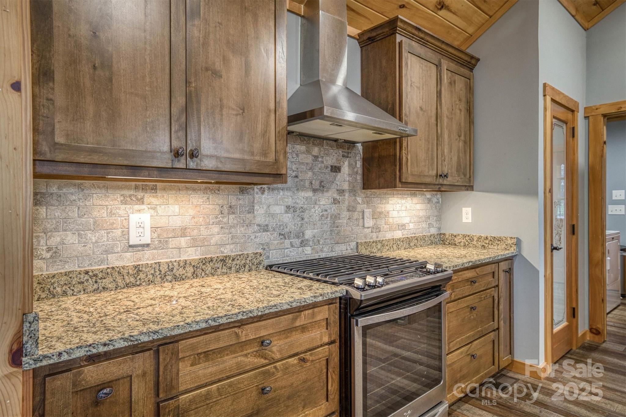 41 Lakeview Trail