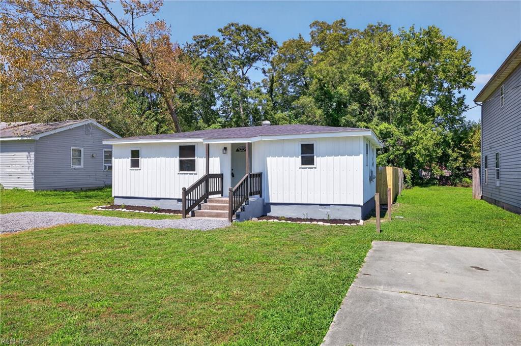 203 Windsor Avenue, Smithfield, VA 