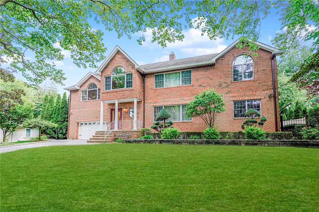 74 Longfellow Avenue