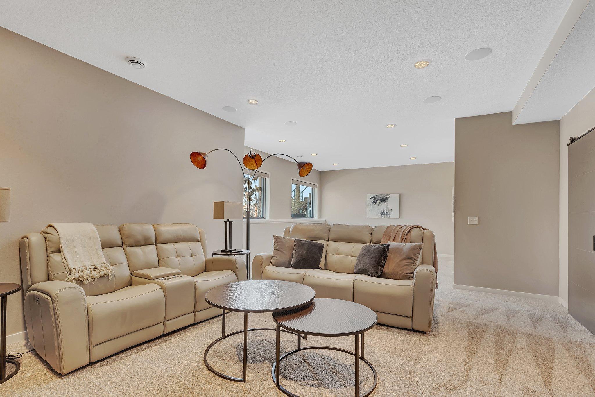 1305 20th Avenue S