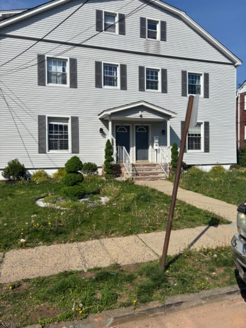 24 Lyons Pl 4