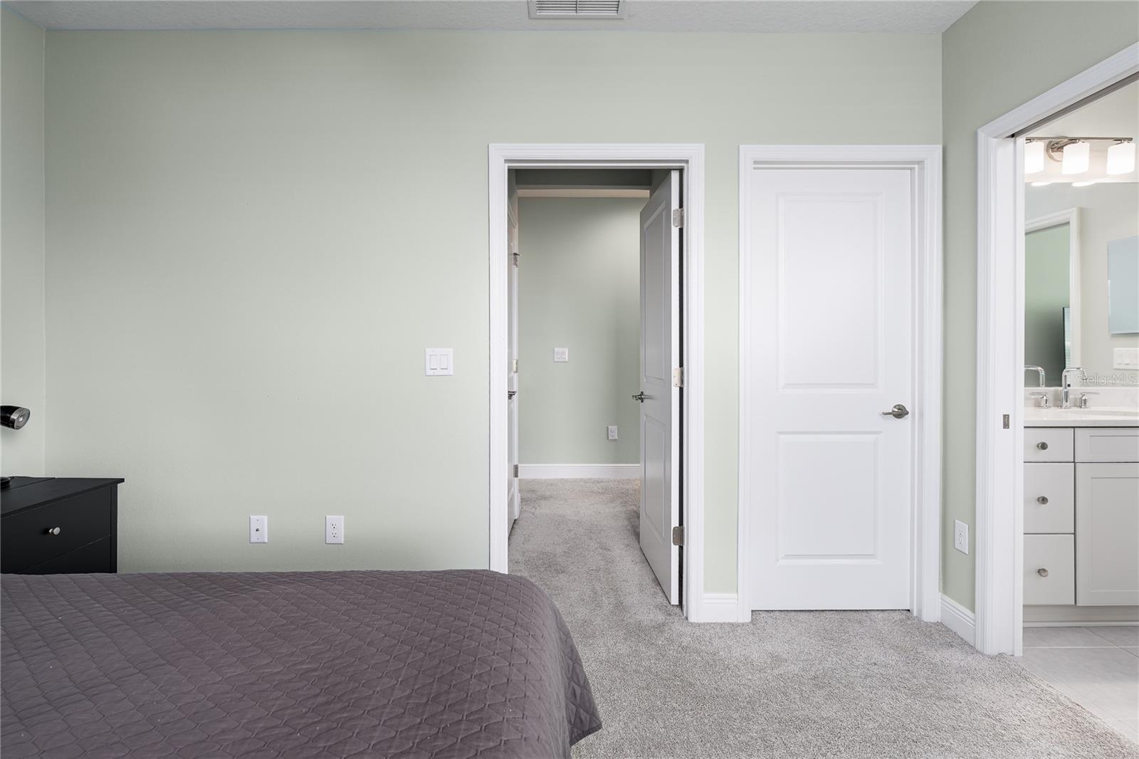 4446 Rustling Pines Terrace