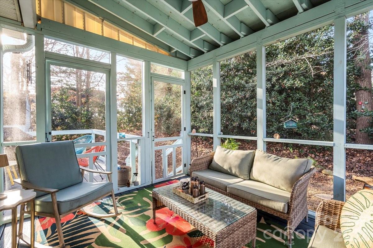 169 Meadow Glen Drive