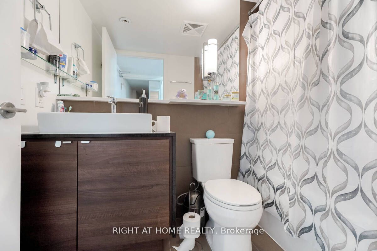 121 Mcmahon Dr 1216