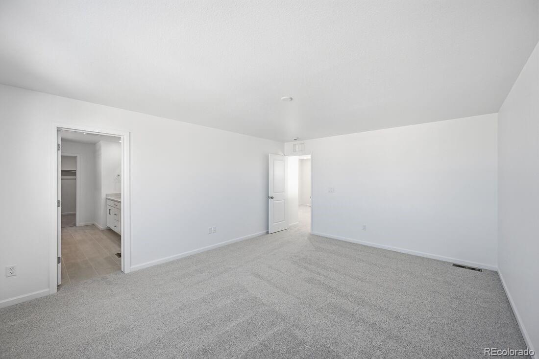 16657 W 92nd Place