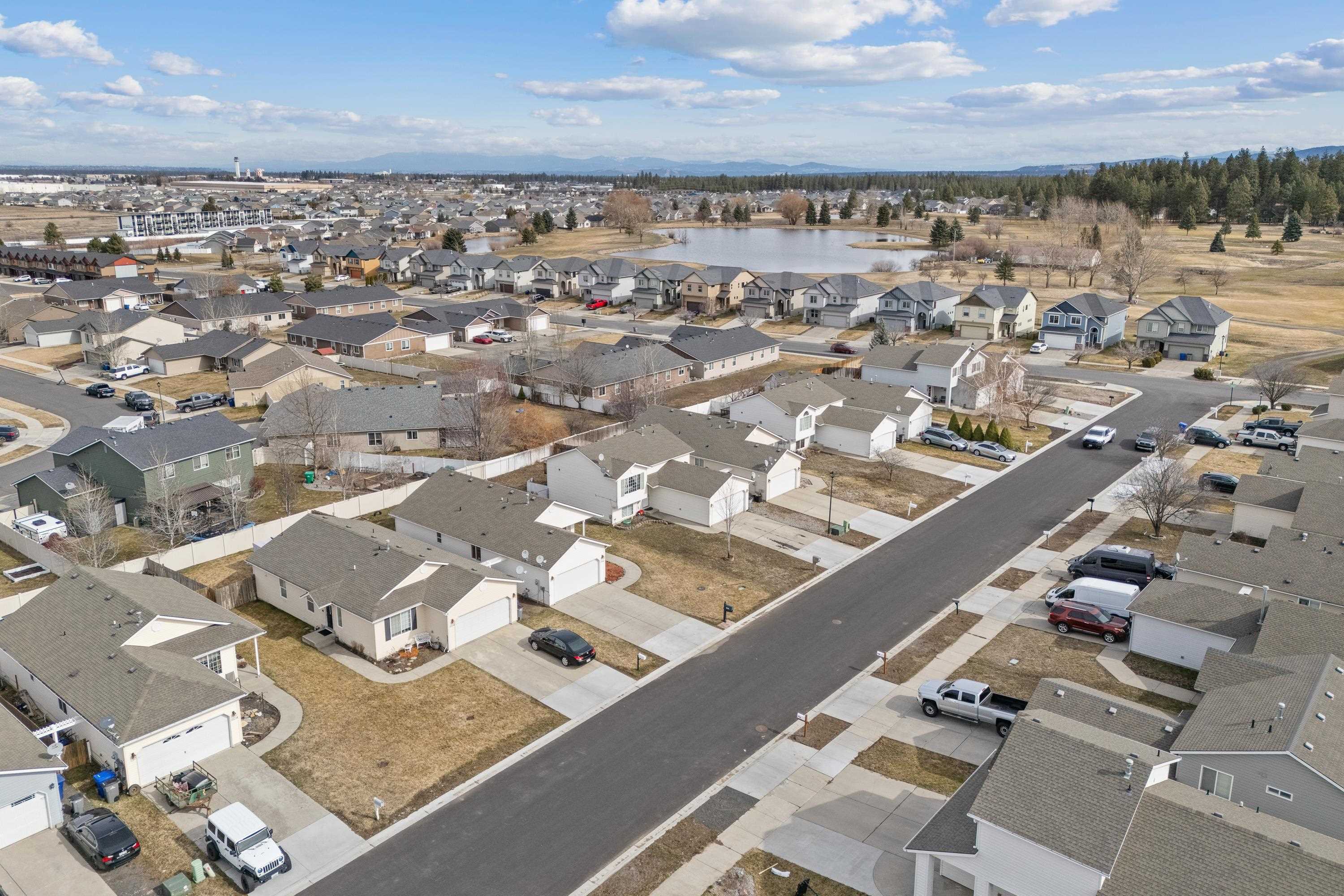 10026 W Barberry Ave