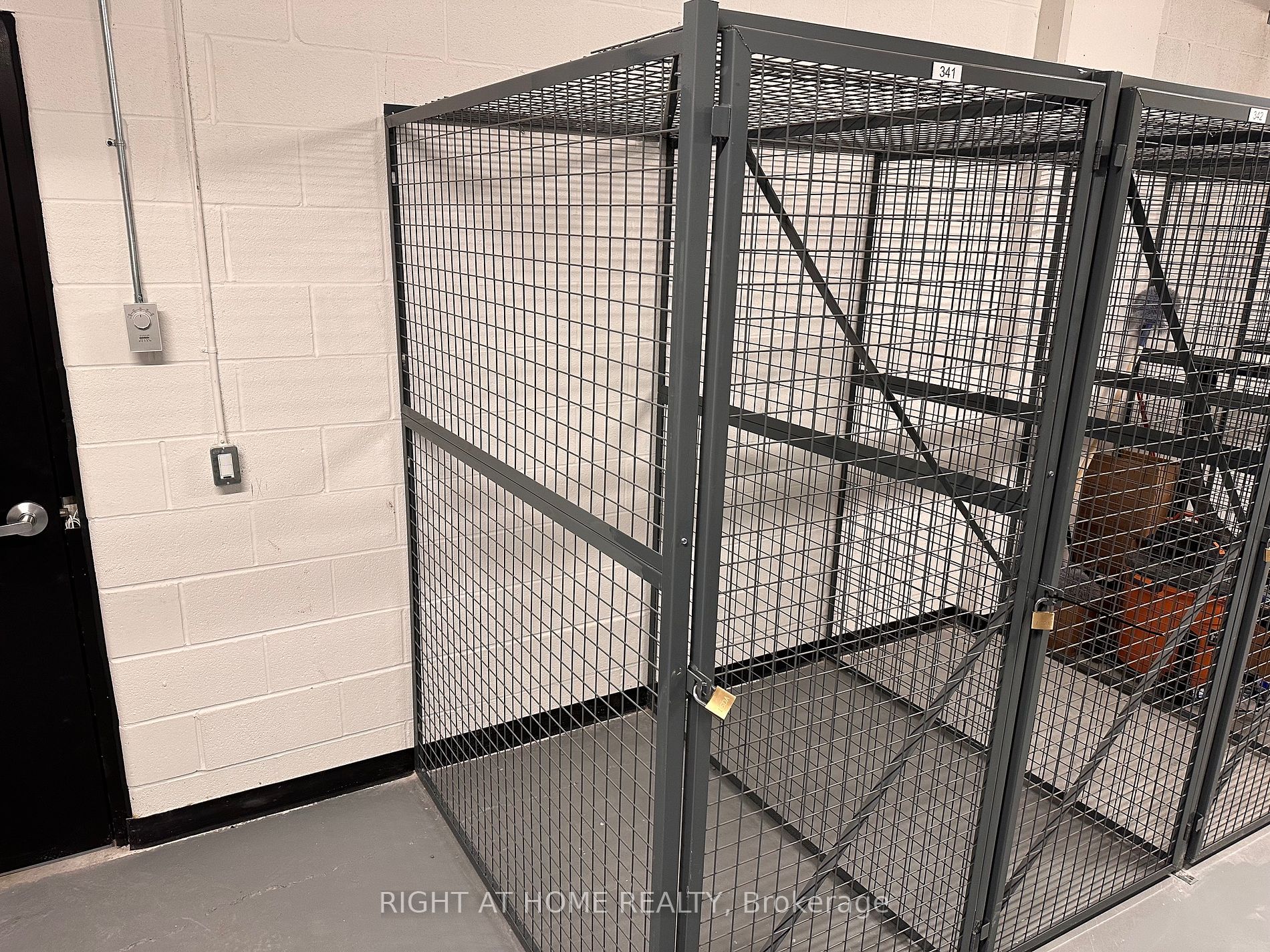 460 Gordon Krantz Ave 621