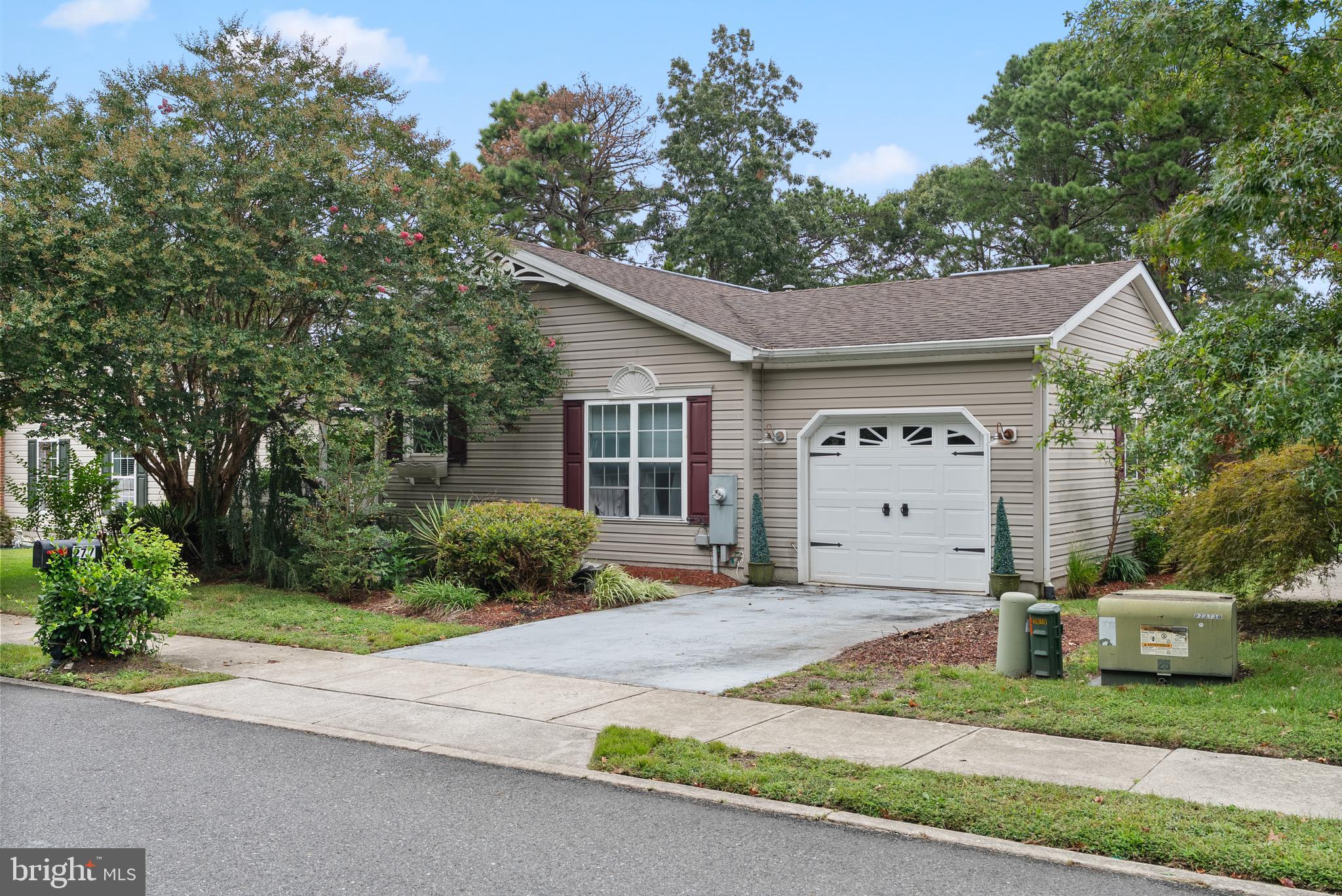 277 Greenbriar Ct  