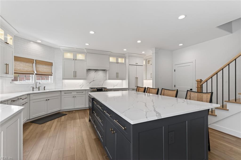 4533 Church Point Place