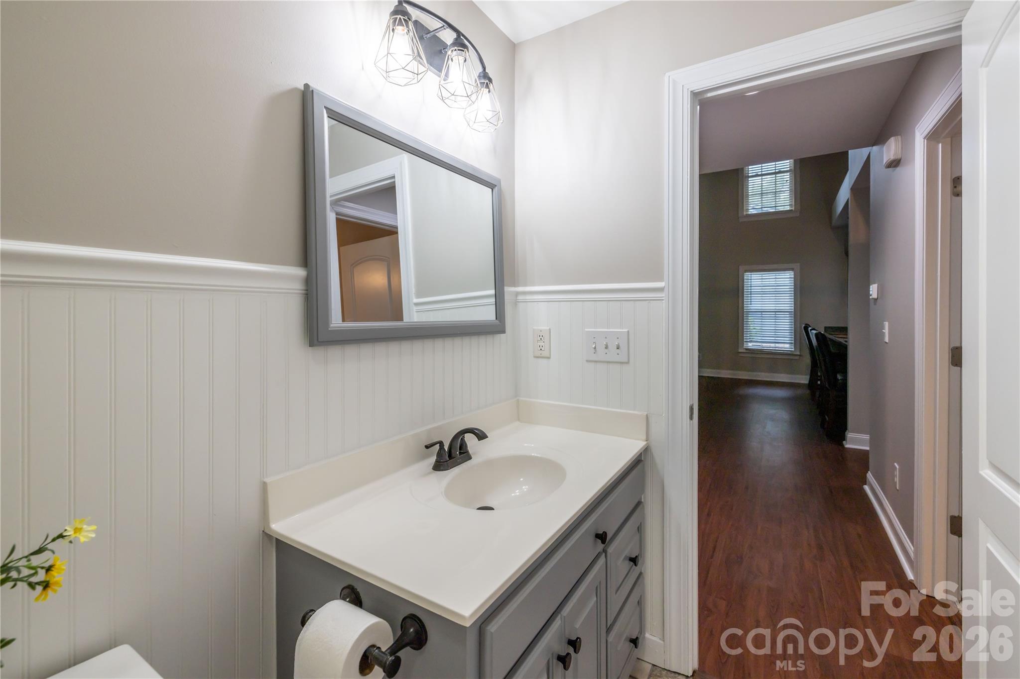 302 Skyland Court