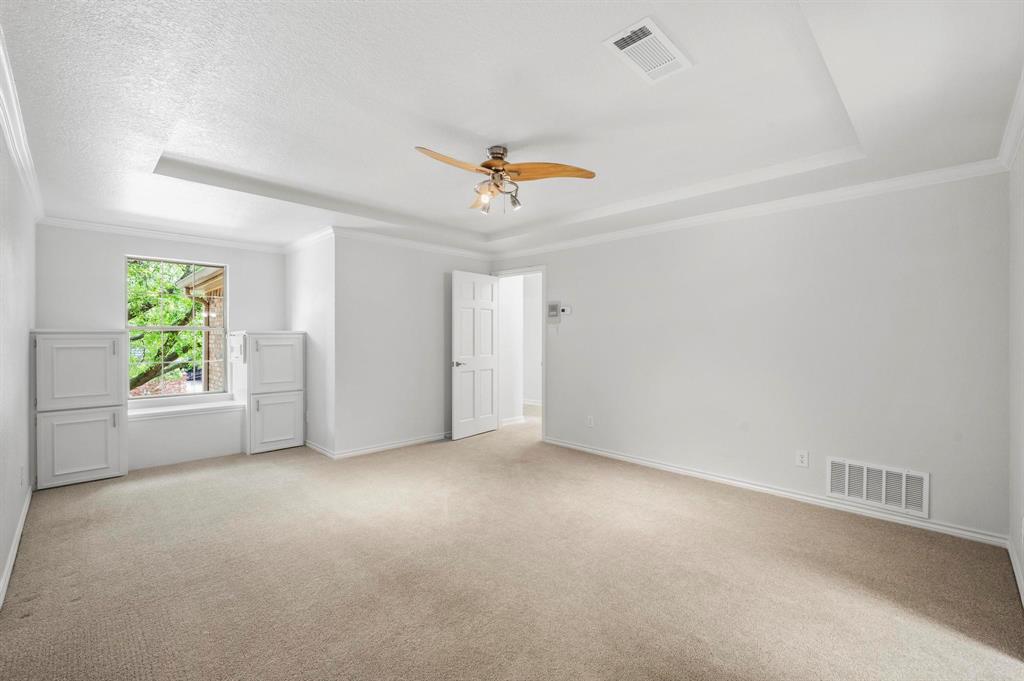 4700 Green Oaks Drive