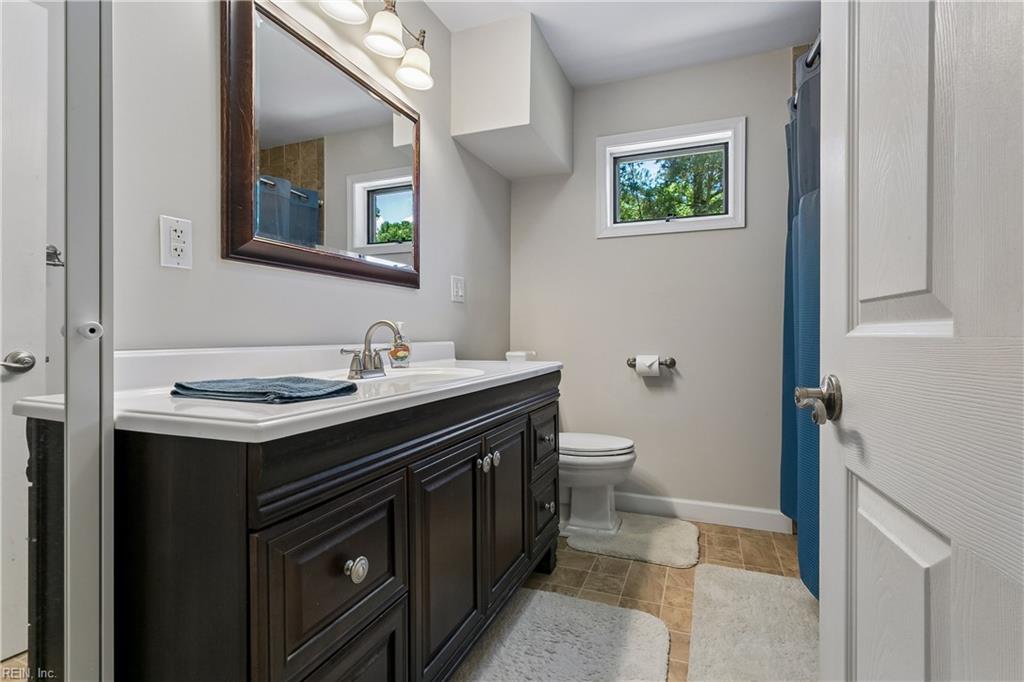 246 Hunts Neck Road