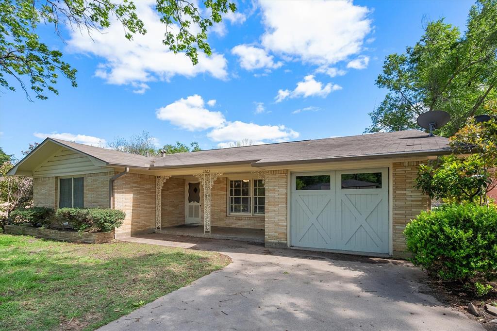 2903 College Circle