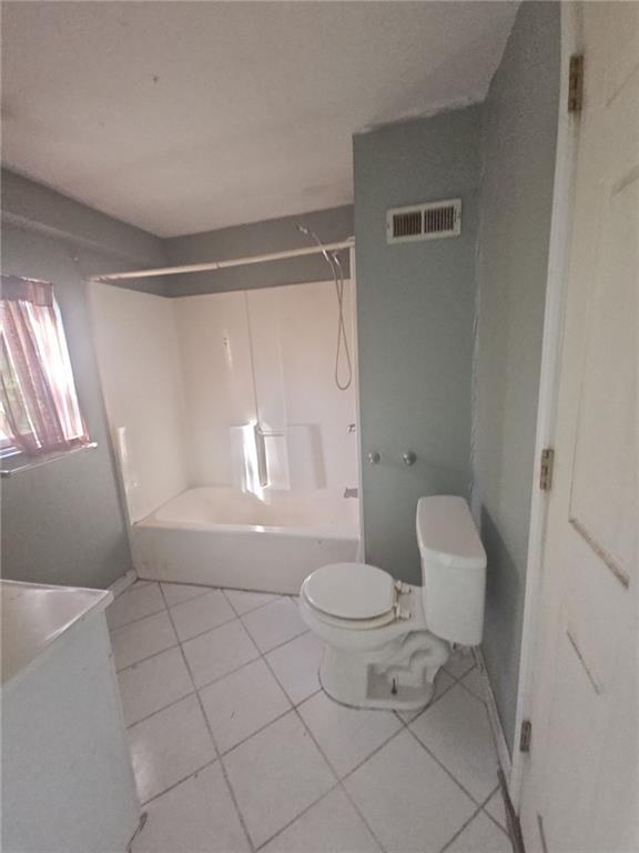 5301 NW Waukomis Drive