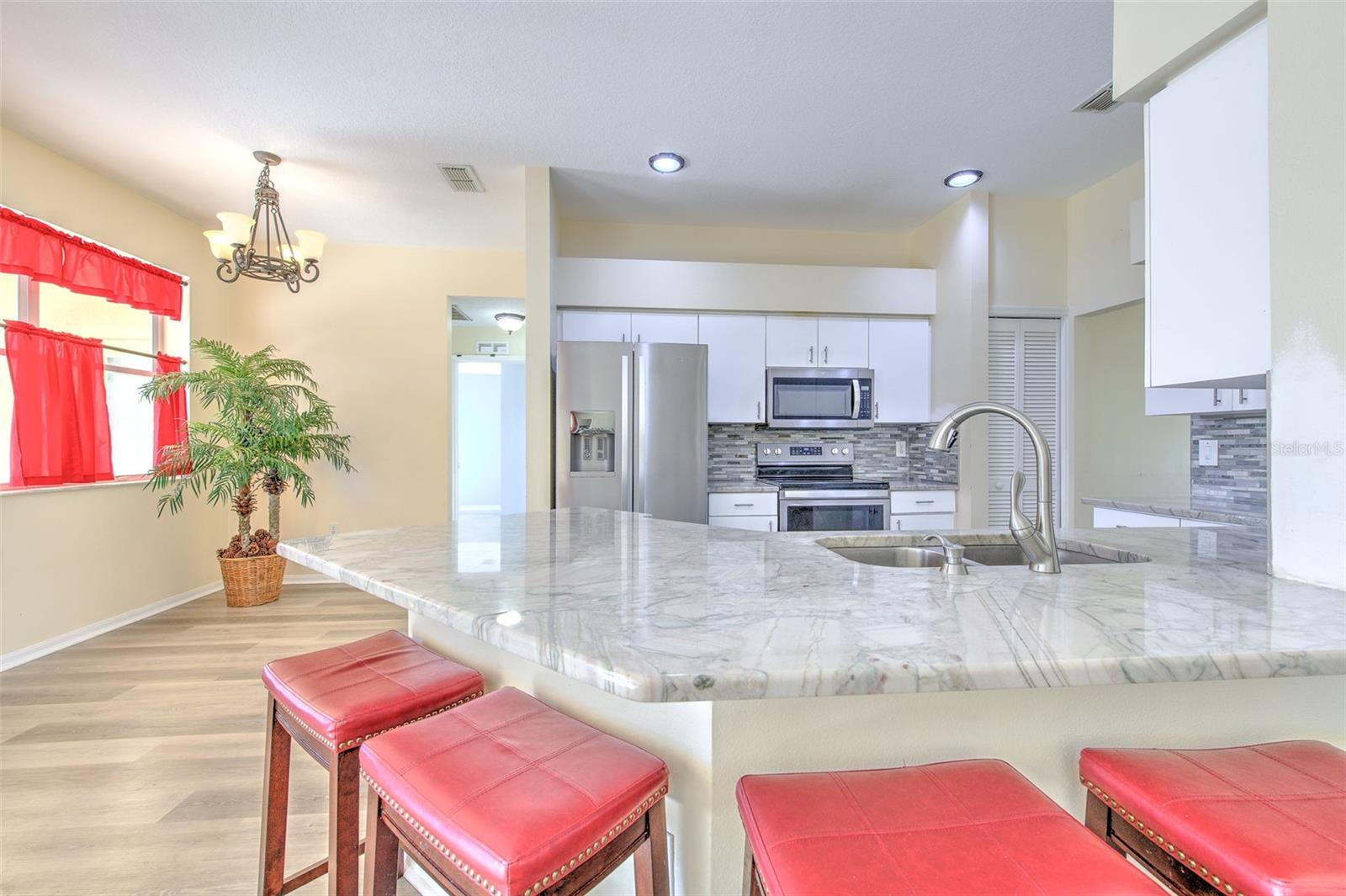 4808 Willow Ridge Ter