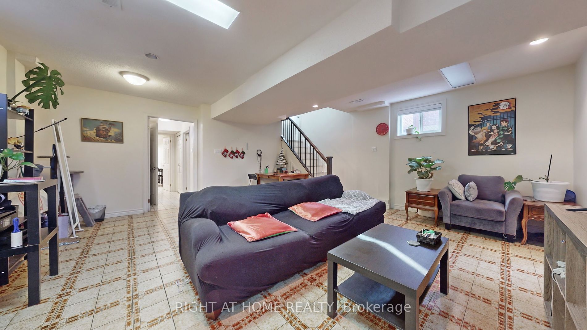 94 Belgravia Ave