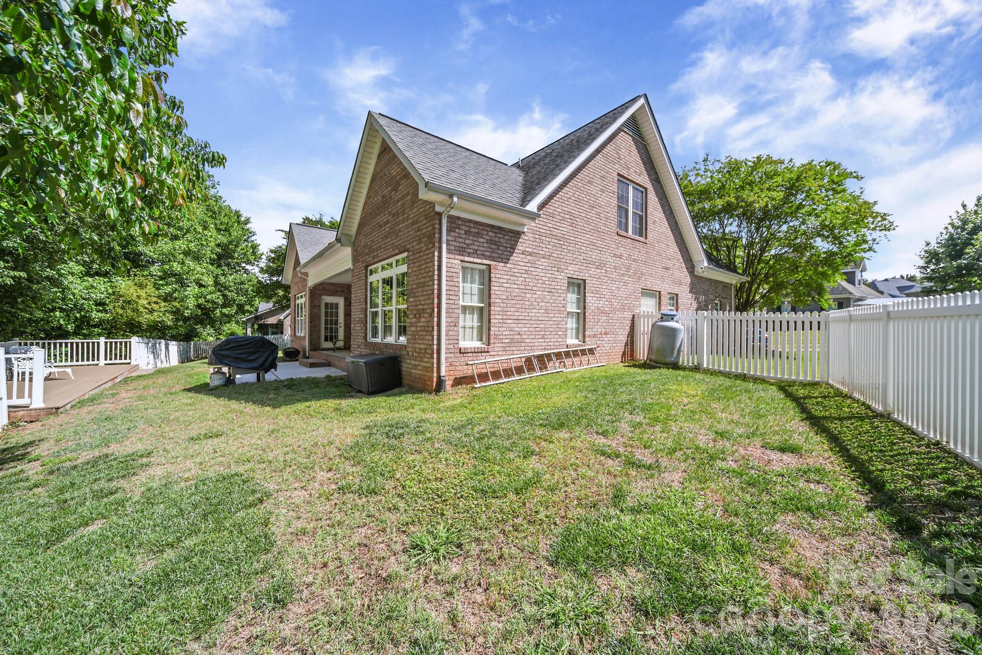 234 Lagoda Drive