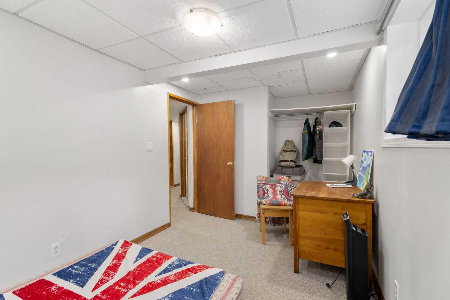 95 Beddington Way NE