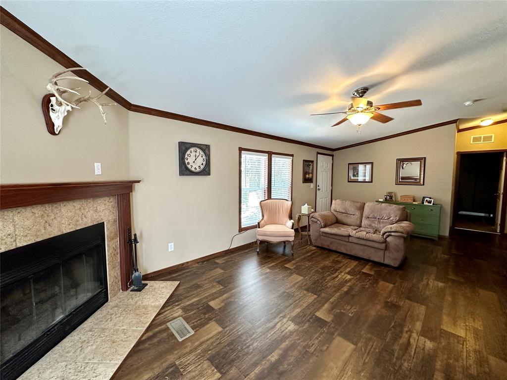 1636 County Road 207