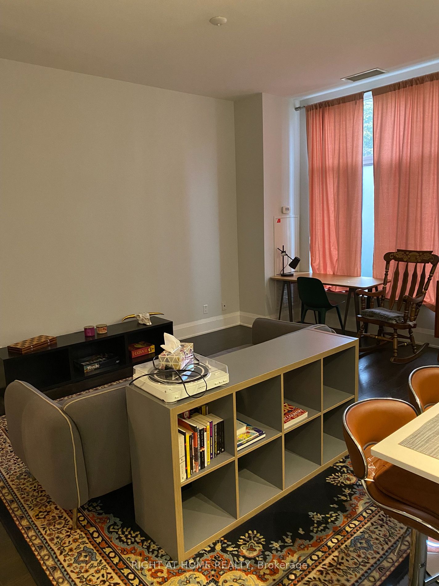 100 Harrison Garden Blvd L02