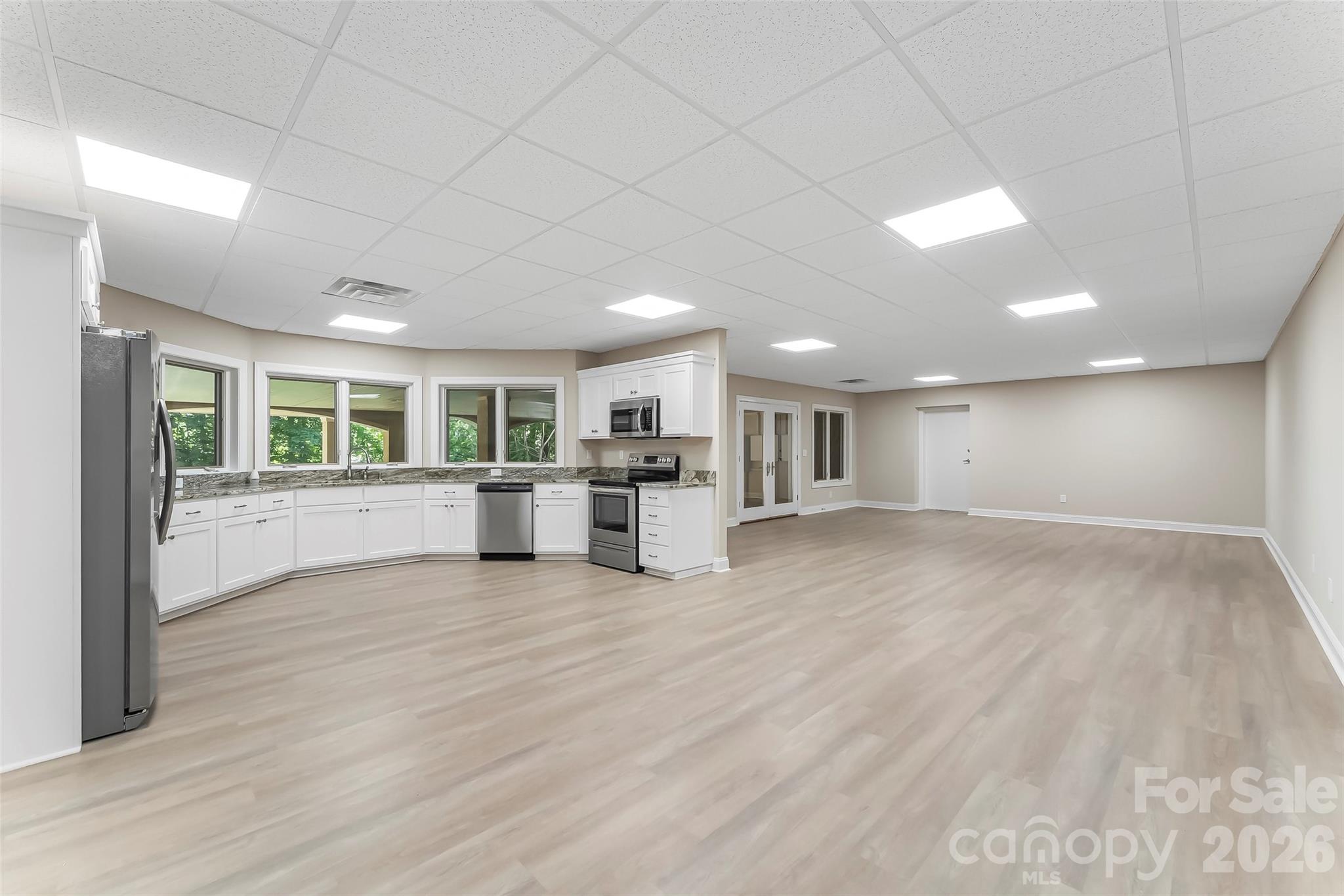 1090 Pearidge Road