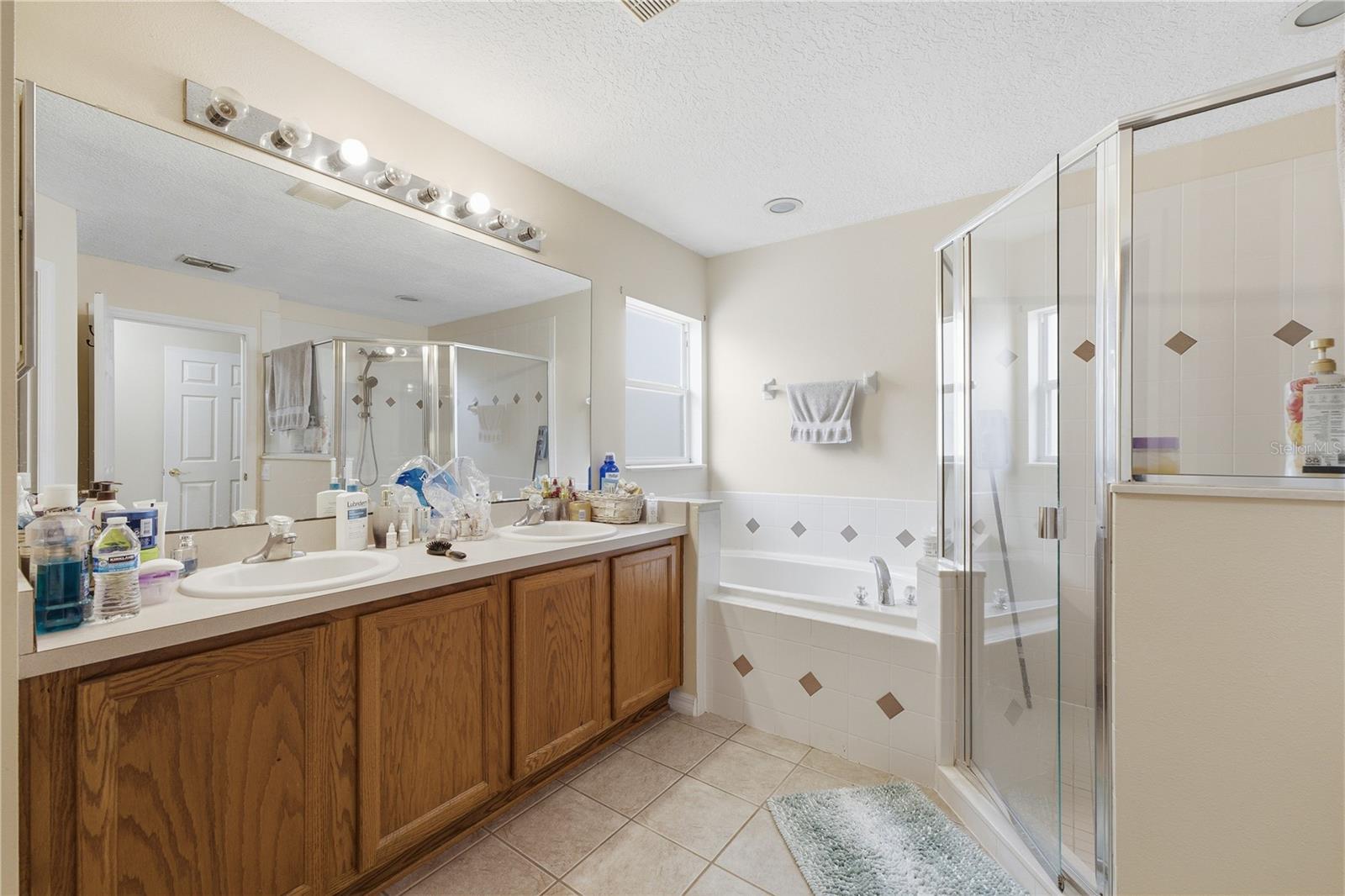 10114 Oak Crest Road