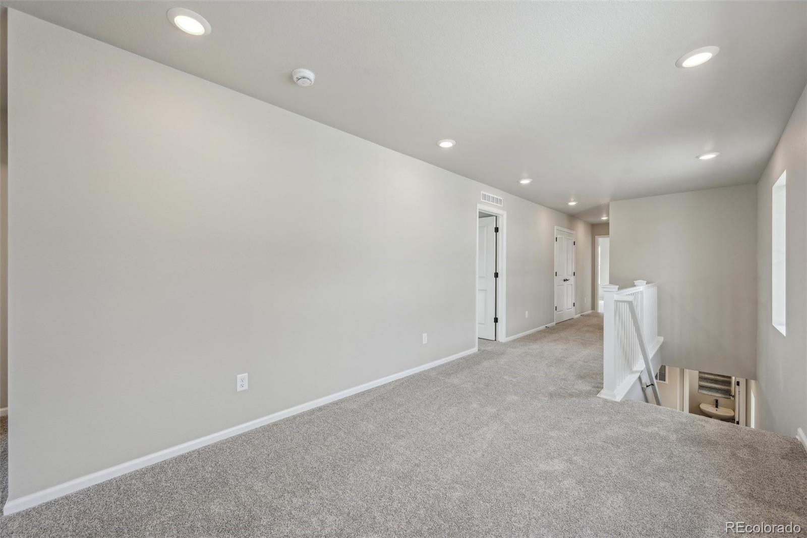 8779 Whiteclover Street