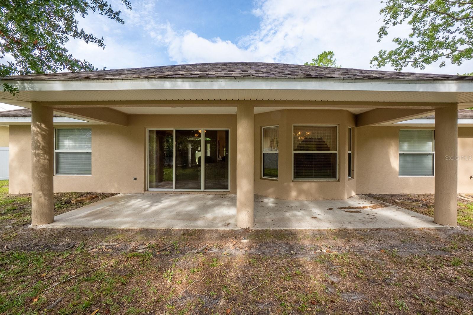 6 Port Echo Place