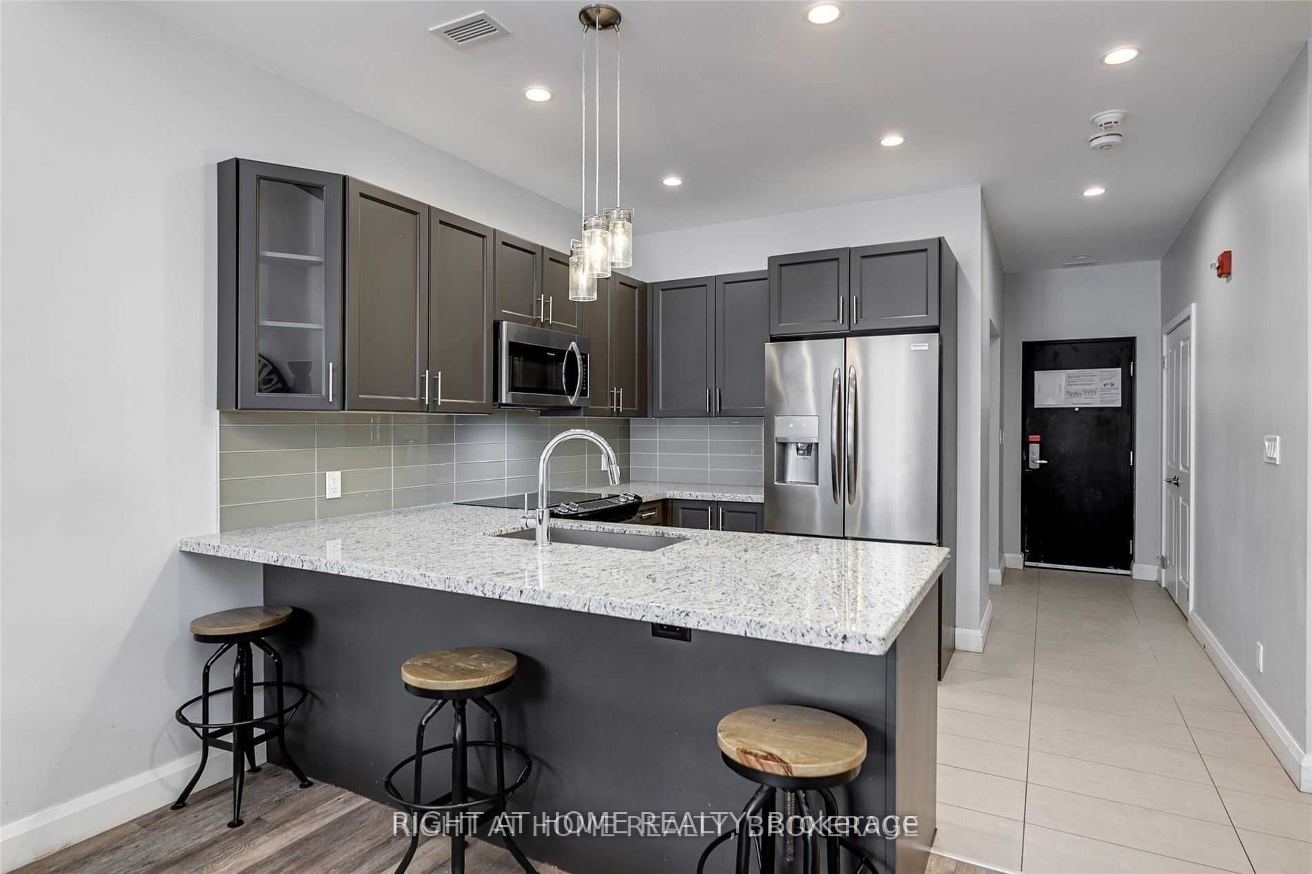 80 Horseshoe Blvd 503