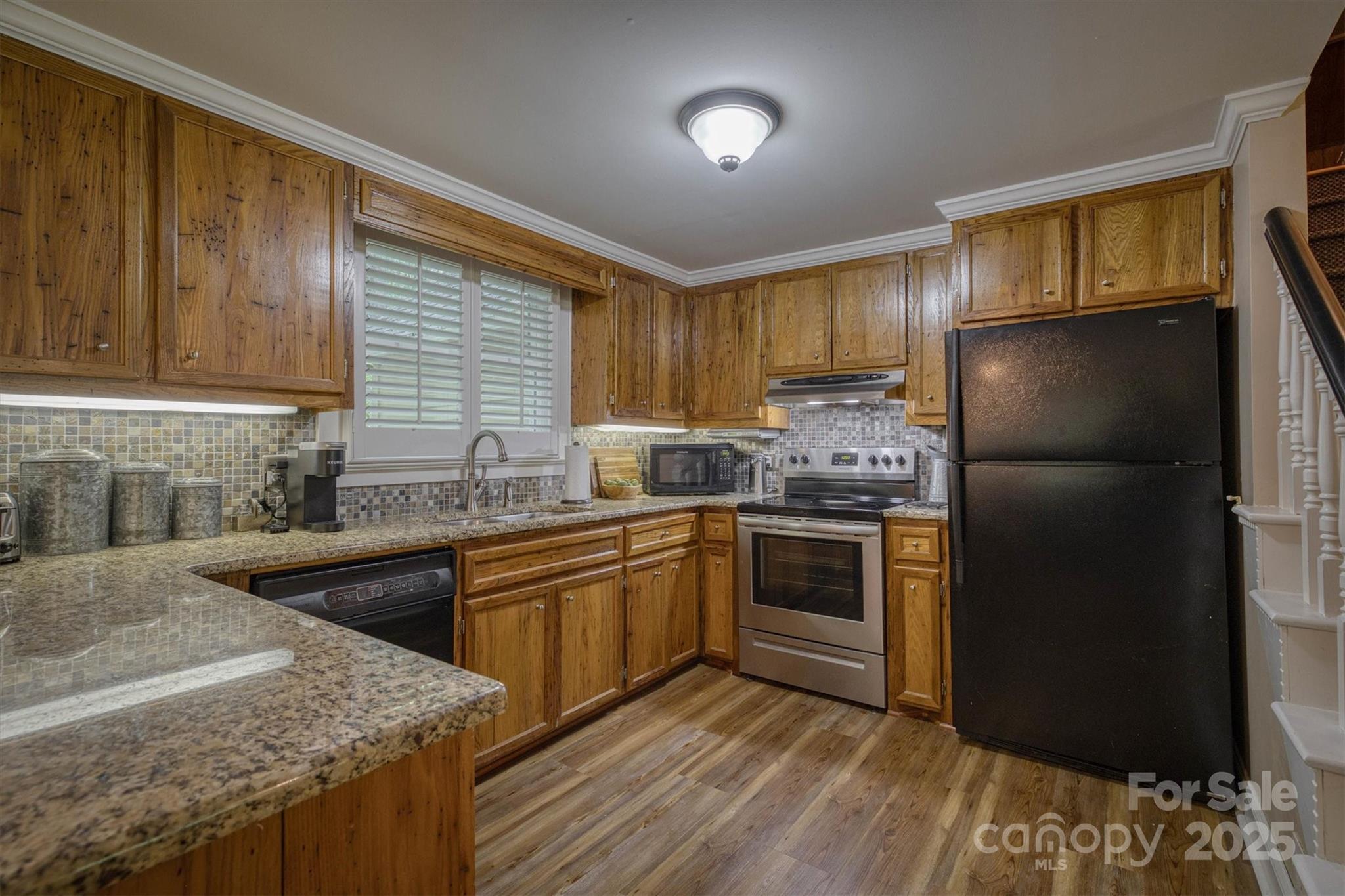 1026 Shelby Lane