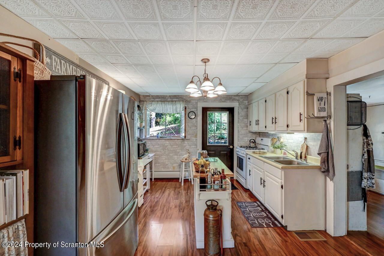 332 Grinnell Road
