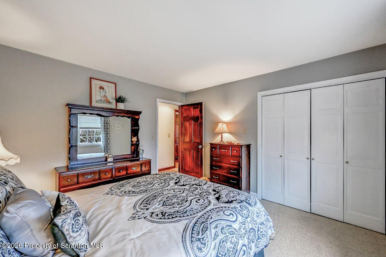 15 Longview Terrace