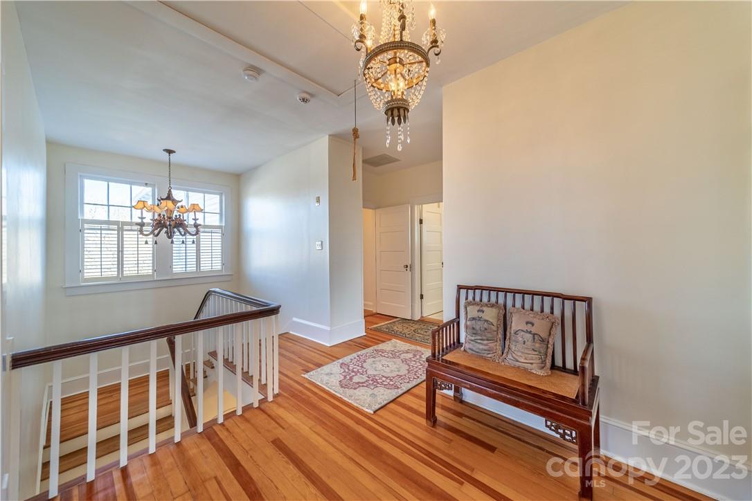 600 West Union Street