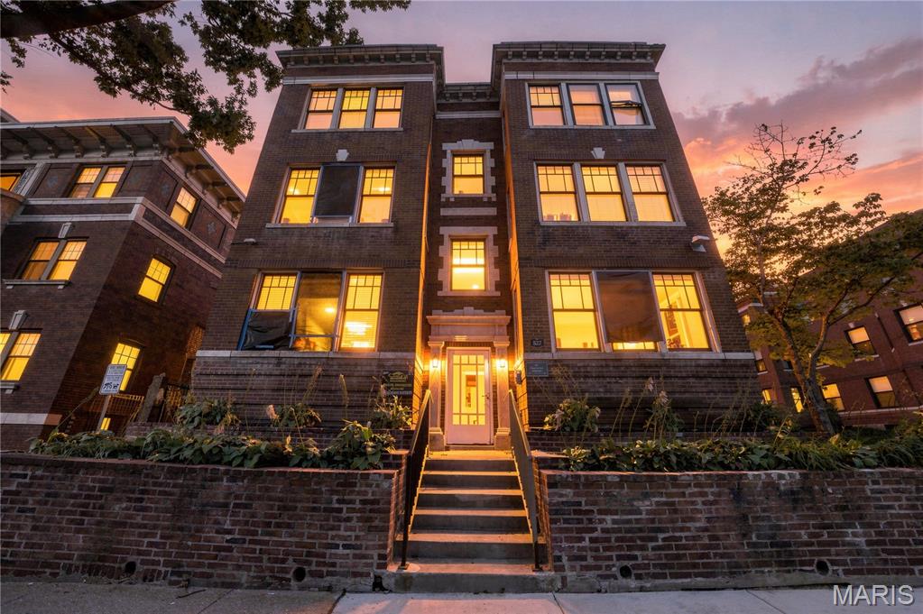527 Clara Avenue 10