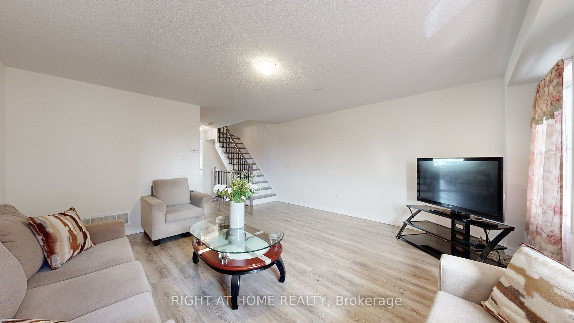 38 Jenkinson Way 131