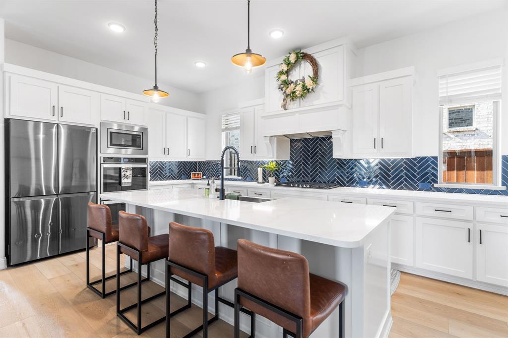 1898 Tumblegrass, Road Frisco, TX