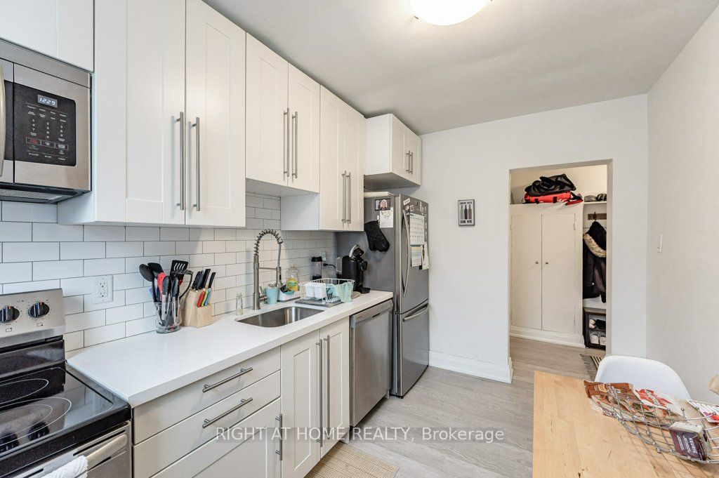 10 Organ Cres