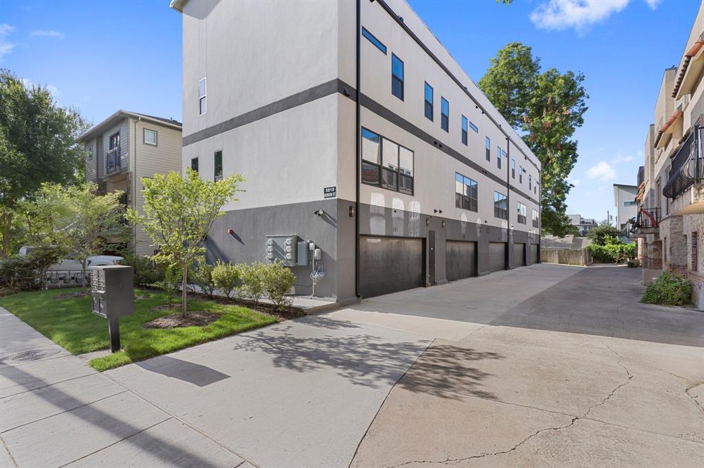 A great opportunity for investors to own 5 townhome units in the city of Dallas. Each unit is 3 floors with an individual garage and rooftop! The total living area is 1915 sqft. The garage 2 car garage is 454.33 sq ft and the balcony is 338.79 sq ft. Located just 2.5 miles from White Rock lake, 5 miles from Love Field airport, and 2 miles from downtown Dallas. The price listed is for the entire building, with individual units for sale as well. This property is located within a DDA.This property includes a 338.79 square foot balcony on top of each unit. Each unit also includes a 454.33 sqft 2-car garage.