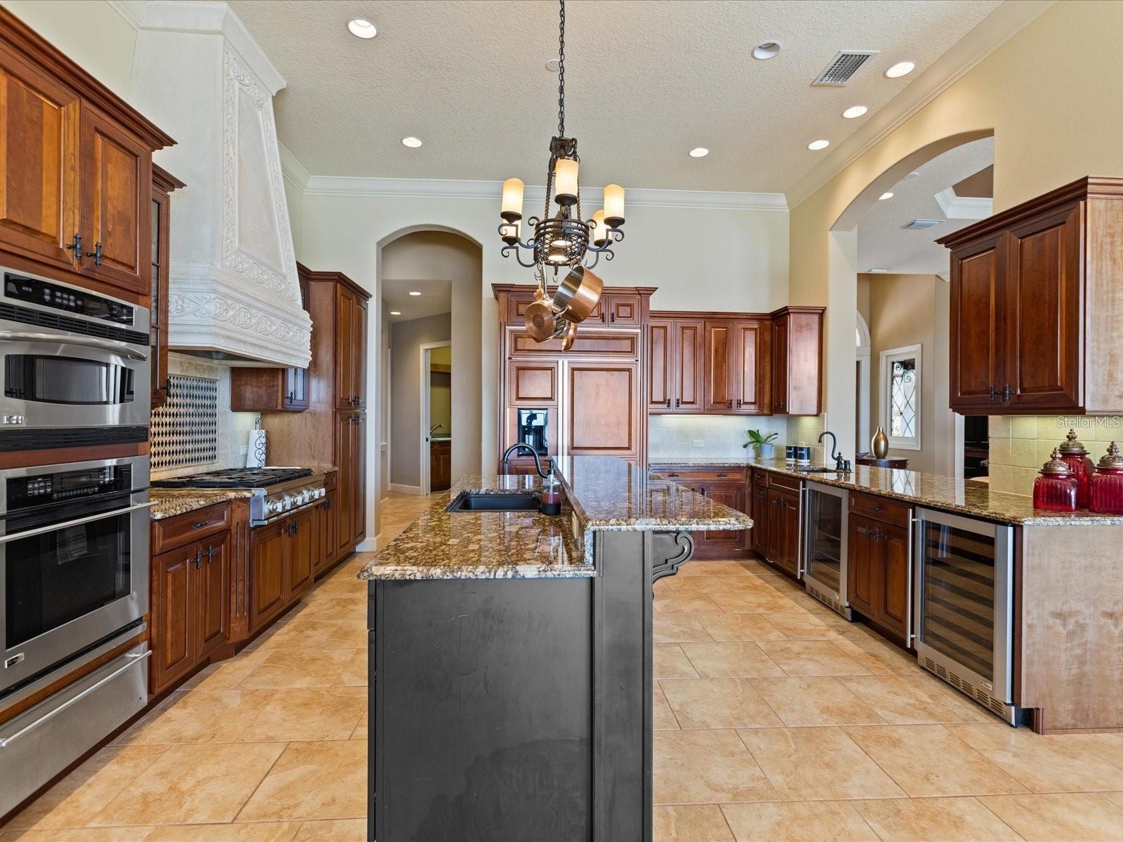 14616 Avenue Of The Rushes